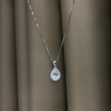 Collana goccia