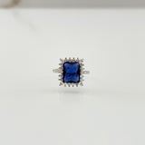 Anello princess taglio smeraldo